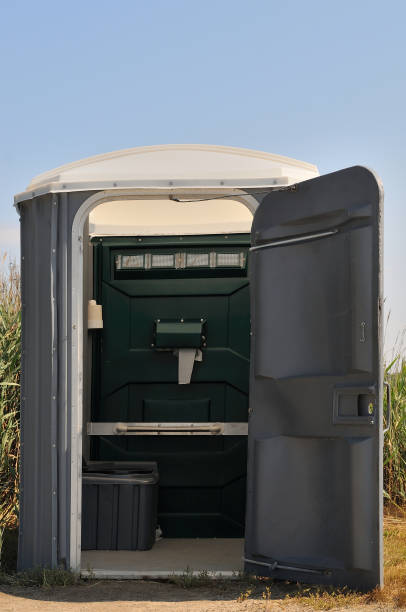 Best Porta potty delivery and setup  in Ller, WA